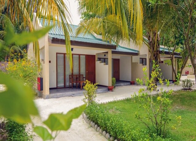 Adaaran Select Huduran Fushi 4*, North Male Atoll 4