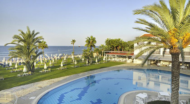 Akti Beach Village Resort, Paphos 4
