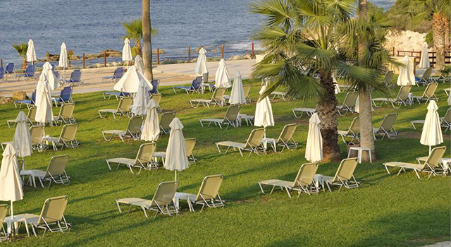Akti Beach Village Resort, Paphos 5