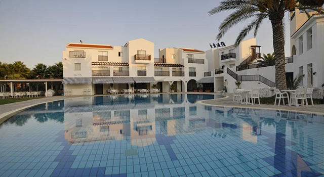 Akti Beach Village Resort, Paphos 6