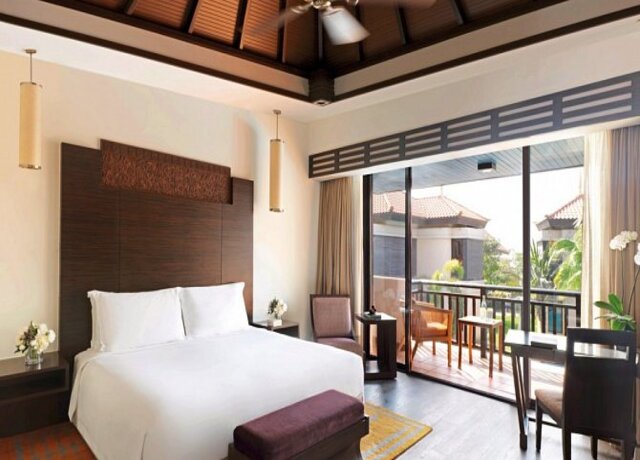 Anantara Dubai The Palm Resort 5*, Palm Jumeirah 3