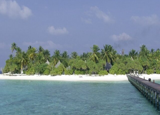 Angaga Island Resort 4*, South Ari Atoll 3