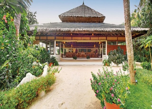 Angaga Island Resort 4*, South Ari Atoll 6