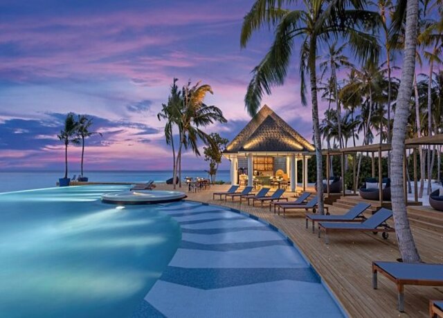 Avani+ Fares Maldives Resort 5*, Baa Atoll 3