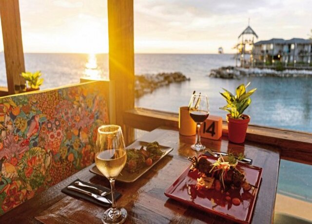 Avila Beach Hotel 4*, Willemstad 4