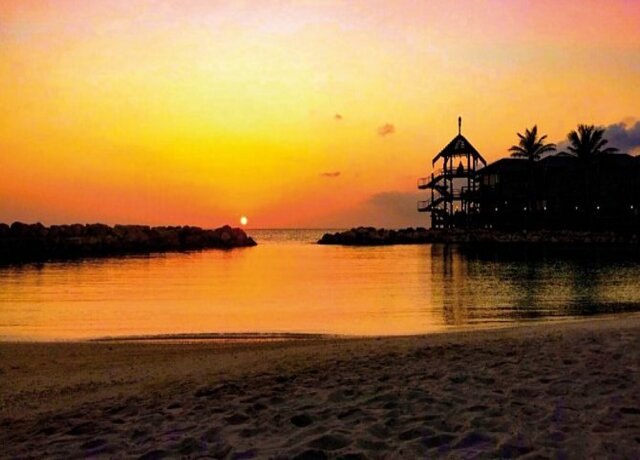 Avila Beach Hotel 4*, Willemstad 9