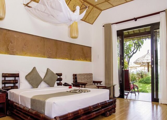 Bamboo Village Beach Resort 4*, Phan Thiet 13