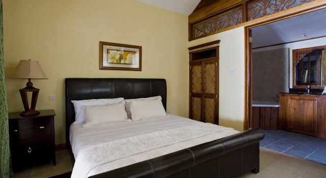 Calabash Cove Resort & Spa, Bonaire Bay at Mason Point 7