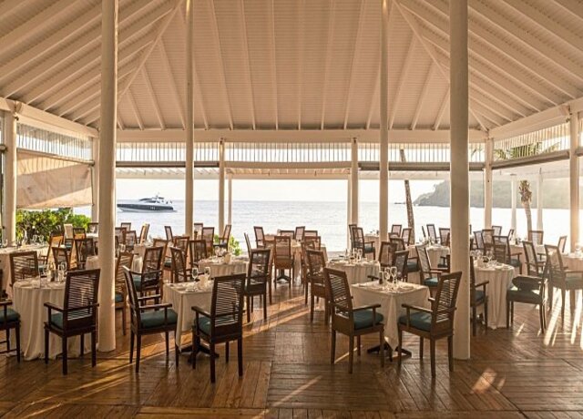 Carlisle 5*, Carlisle Bay 2
