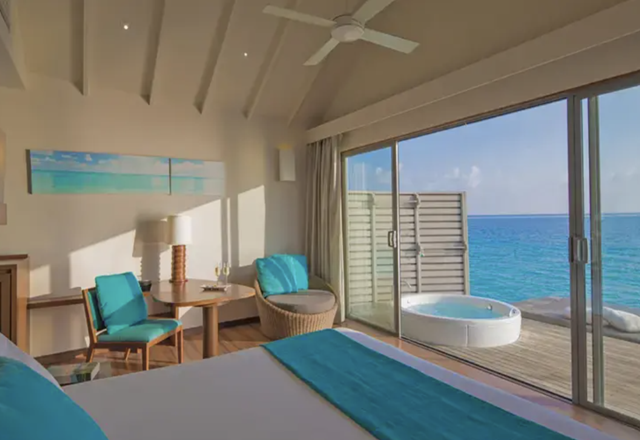 Centara Ras Fushi Resort, North Male Atoll 3