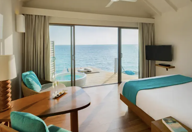 Centara Ras Fushi Resort, North Male Atoll 5