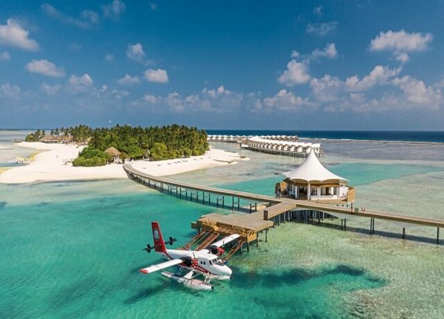 Cinnamon Hakuraa Huraa Maldives 4*,  Meemu Atoll 2