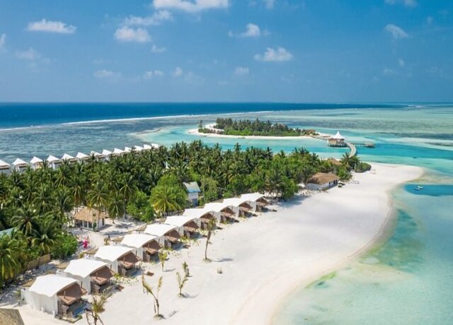 Cinnamon Hakuraa Huraa Maldives 4*,  Meemu Atoll 3