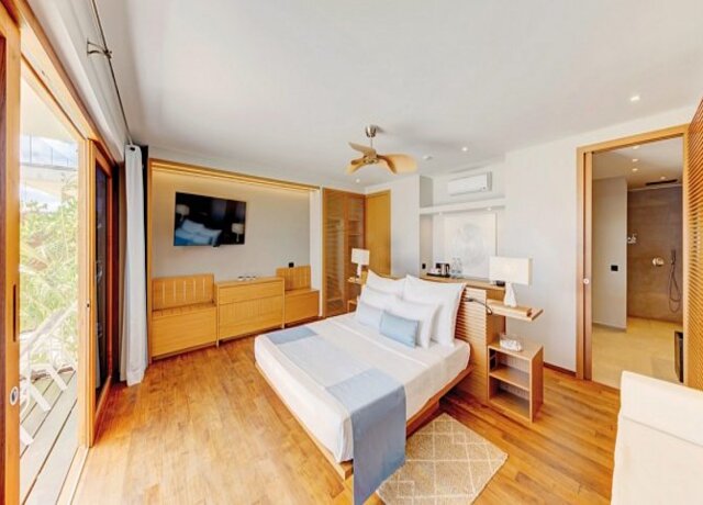 Cinnamon Velifushi 5*, Vaavu Atoll 6