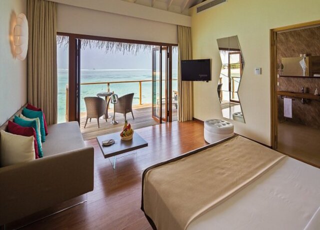 Cocoon Maldives 5*, Lhaviyani Atoll 7