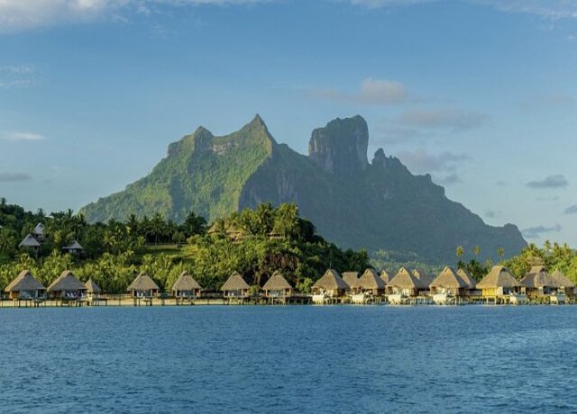 Conrad Bora Bora Nui 5*, Bora Bora 5