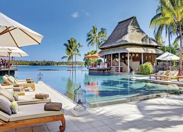 Constance Prince Maurice 5*, Poste de Flacq 8