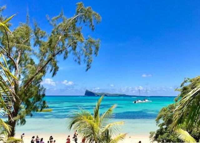 Descoperiti Paradisul din Mauritius! 14