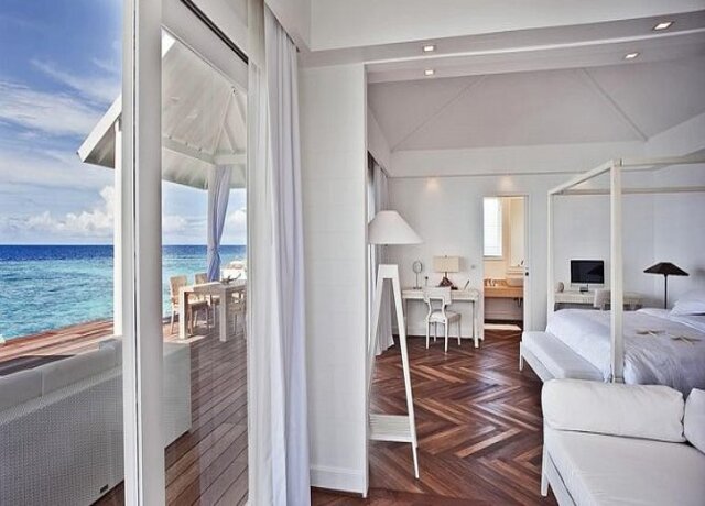 Diamonds Thudufushi 5*, Thundufushi 10