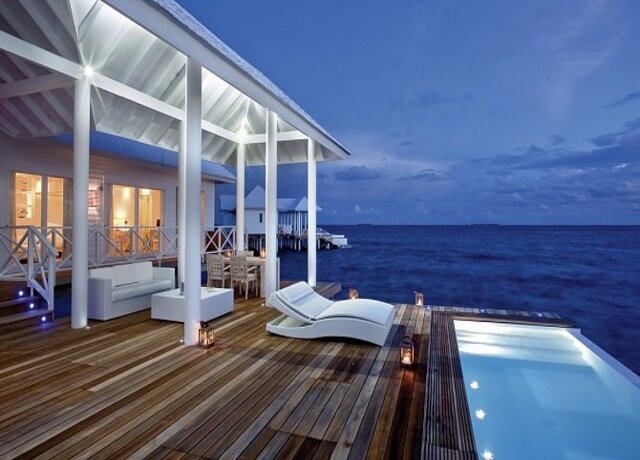 Diamonds Thudufushi 5*, Thundufushi 11