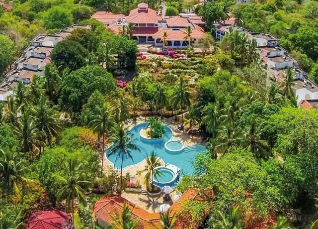 Diani Sea Resort 4*, Diani Beach 1