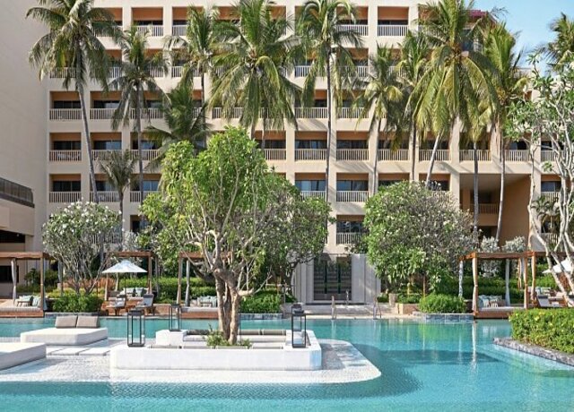 Dusit Thani Krabi Beach Resort 5*, Mueang Beach 5
