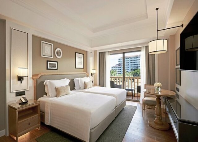 Dusit Thani Krabi Beach Resort 5*, Mueang Beach 8