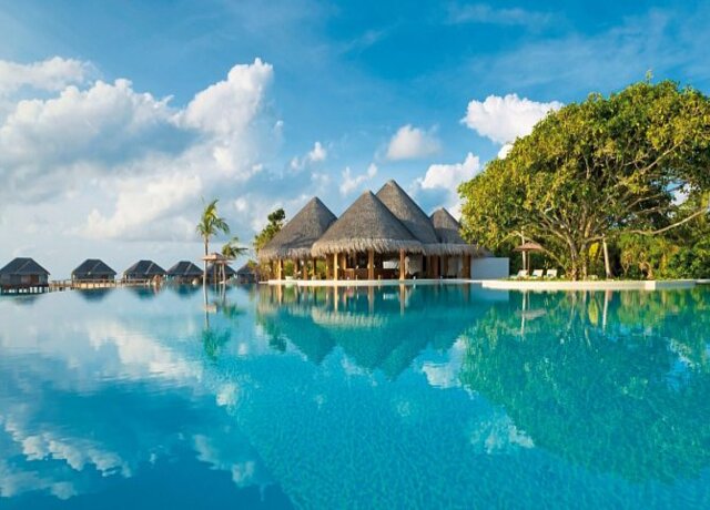 Dusit Thani Maldives 5*, Baa Atoll 4