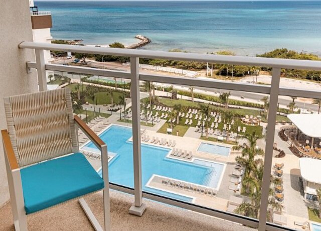 Embassy Suites by Hilton Aruba Resort 4* 7