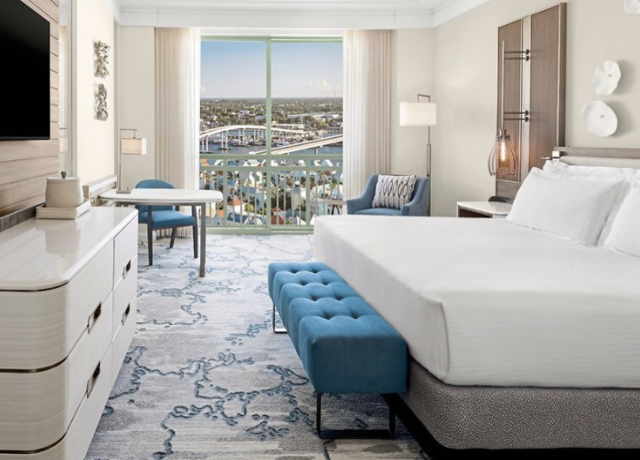 Harborside Resort - The Royal at Atlantis 5* 2
