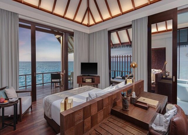 Heritance Aarah 5*, Raa Atoll 10