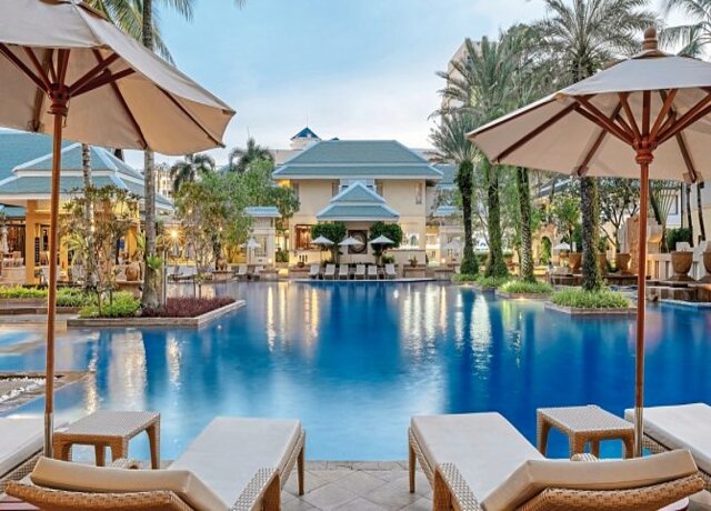 Holiday Inn Resort Phuket 4*+, Patong Beach 2