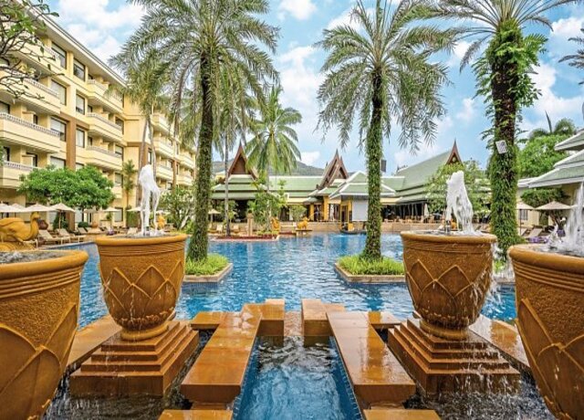 Holiday Inn Resort Phuket 4*+, Patong Beach 5