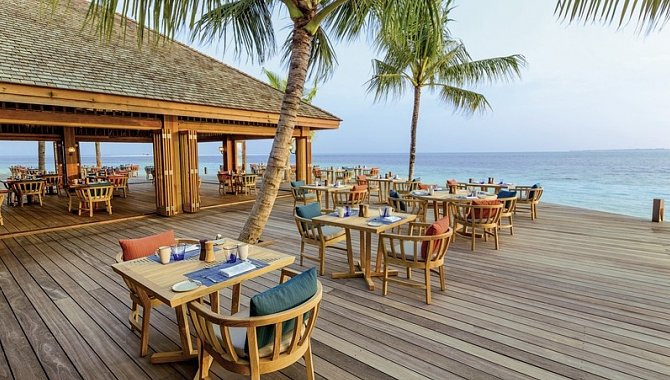 Hurawalhi Island Resort 5*, Lhaviyani Atoll 12
