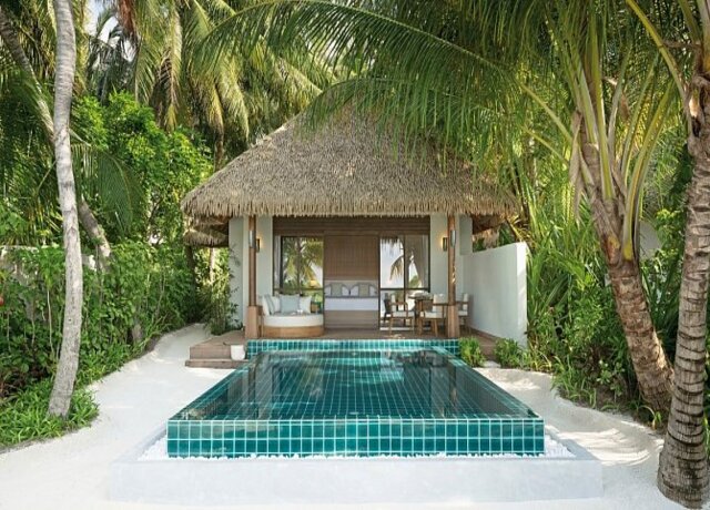 Huvafen Fushi 5*, North Male Atoll 3