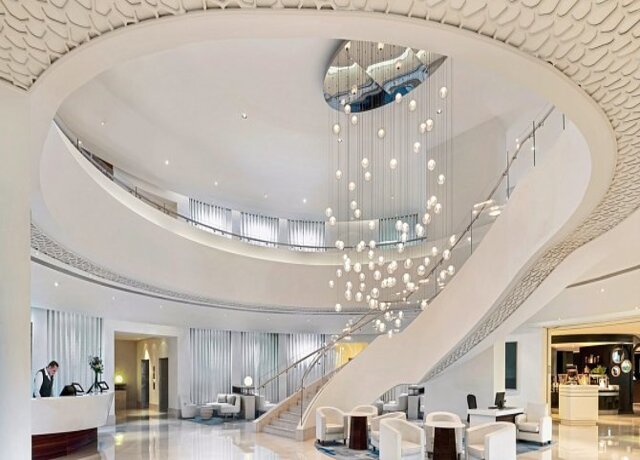 JA Ocean View Hotel 5*, Jumeirah Beach 5