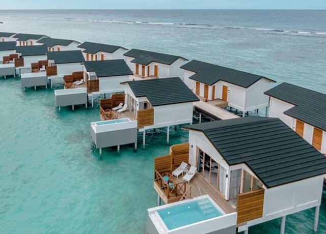 Joy Island 5*, North Male Atoll 11