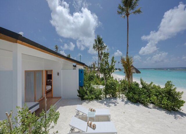Joy Island 5*, North Male Atoll 8