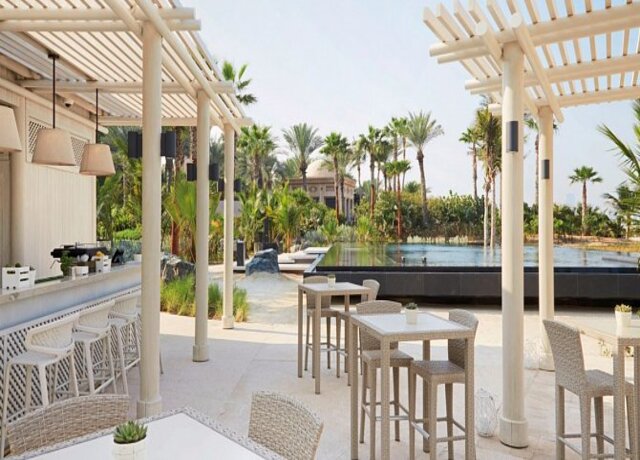 Jumeirah Al Qasr 5*, Madinat Jumeirah 7