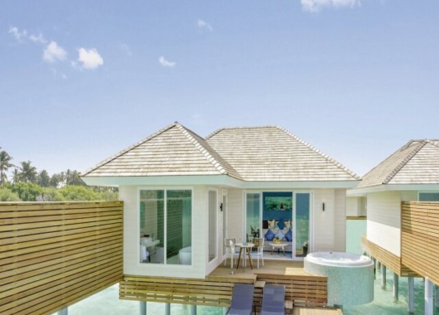 Kandima Maldives 5*, Dhaalu Atoll 7