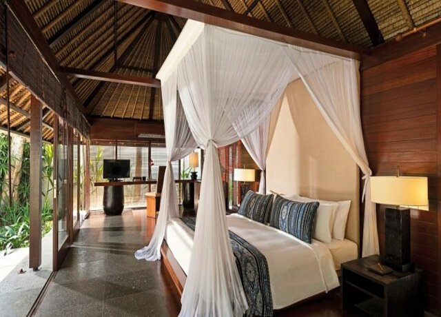 Kayumanis Private Estate Jimbaran 5*, Jimbaran Beach 4