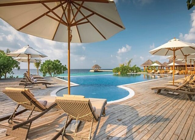 Kudafushi Resort & Spa 5*, Raa Atoll 3