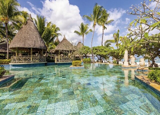 La Pirogue Mauritius 4*, Flic en Flac 4