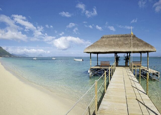 La Pirogue Mauritius 4*, Flic en Flac 6