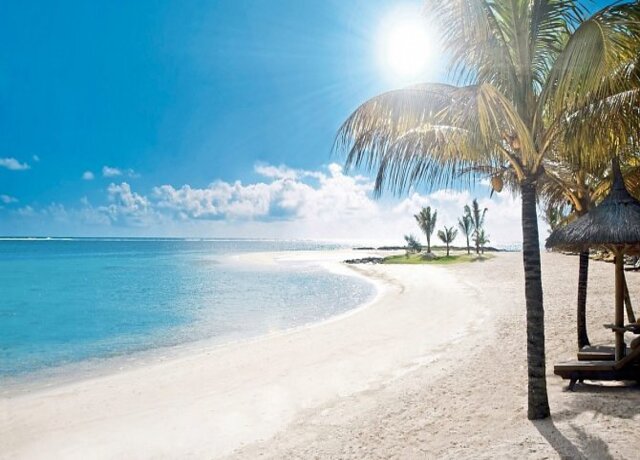 LUX* Belle Mare 5*, Belle Mare 6