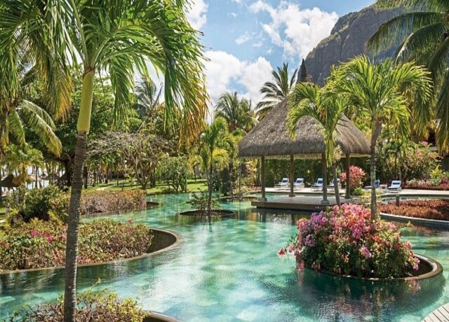 LUX* Le Morne 5*, Le Morne 7