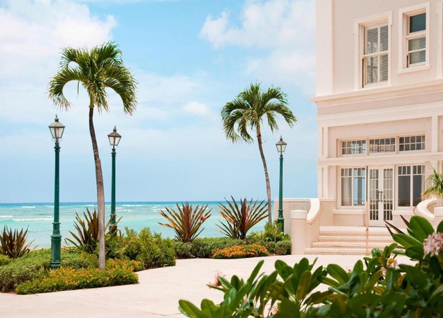 Moana Surfrider, A Westin Resort & Spa, Waikiki Beach 5* 8
