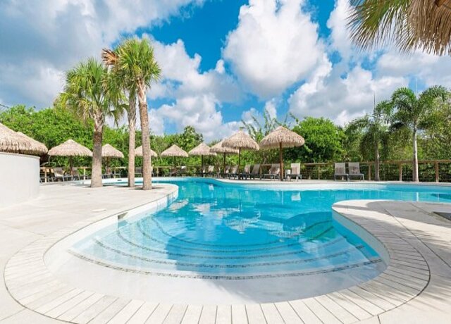 Morena Resort 4*, Willemstad 1