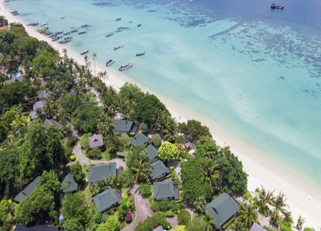 Phi Phi Holiday Resort 4*, Ko Phi Phi 1