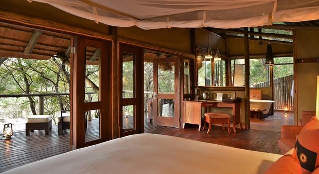 Rhino Post Safari Lodge 7